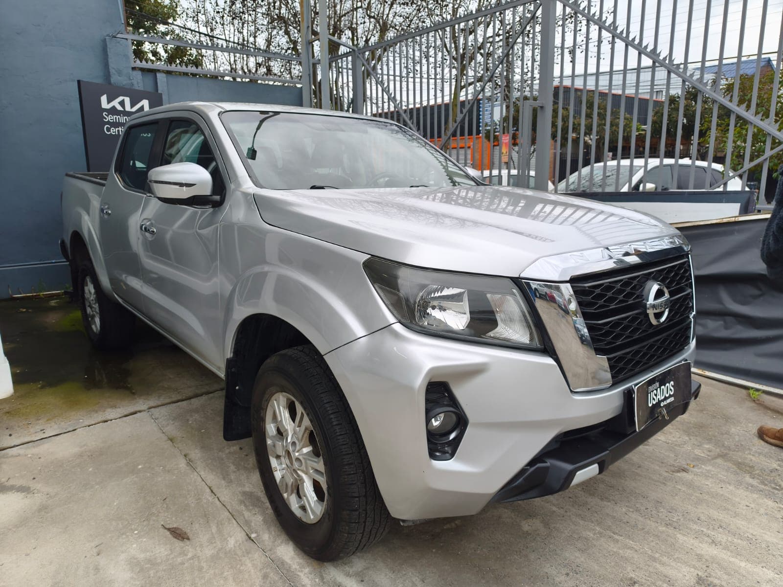 NISSAN NAVARA DCAB XE 2.3