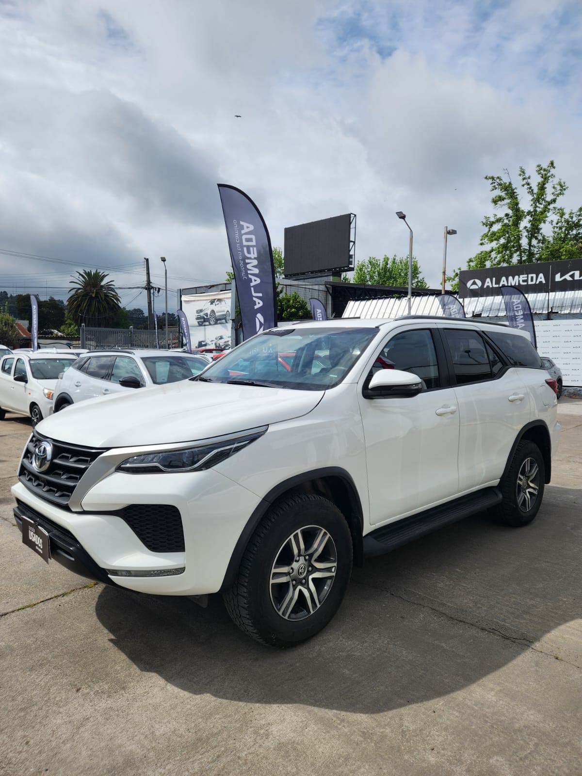 TOYOTA FORTUNER 2.7 AUT