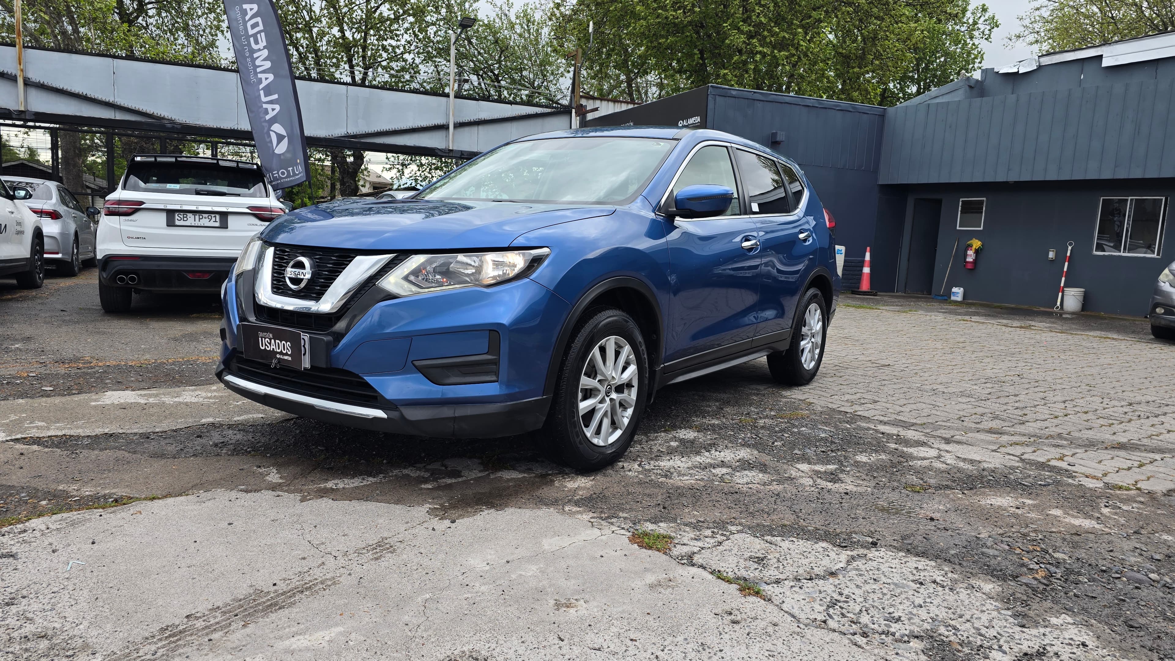 NISSAN X TRAIL SENSE 2.5 AUT